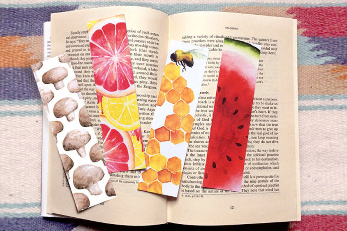 Custom Custom Bookmarks printing Dubai